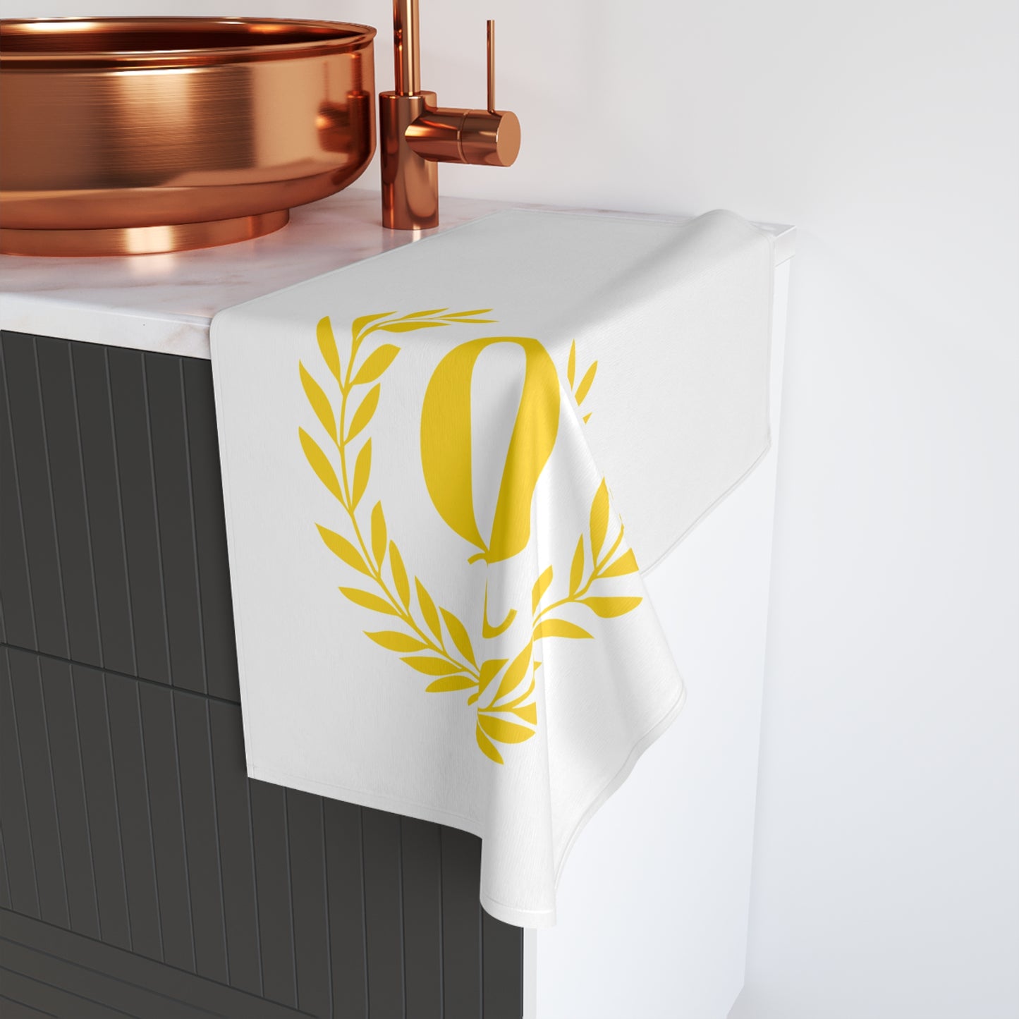 Elegant letter "Q" Gold Laurel Monogram White Hand Towel