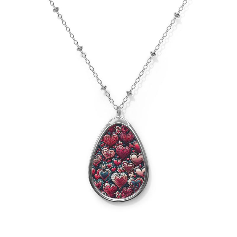 Decorative Heart Pattern Oval Necklace
